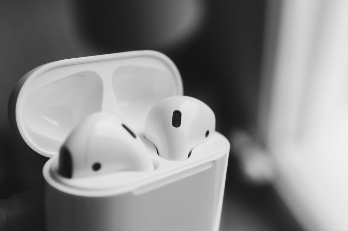 Apple patches Bluetooth flaw allowing AirPods access